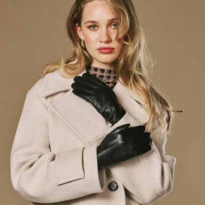 Black Lambskin Leather Gloves | Women's Touchscreen Gloves 2
