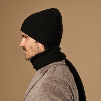 Charlie | Unisex Merino Wool Scarf Black 2