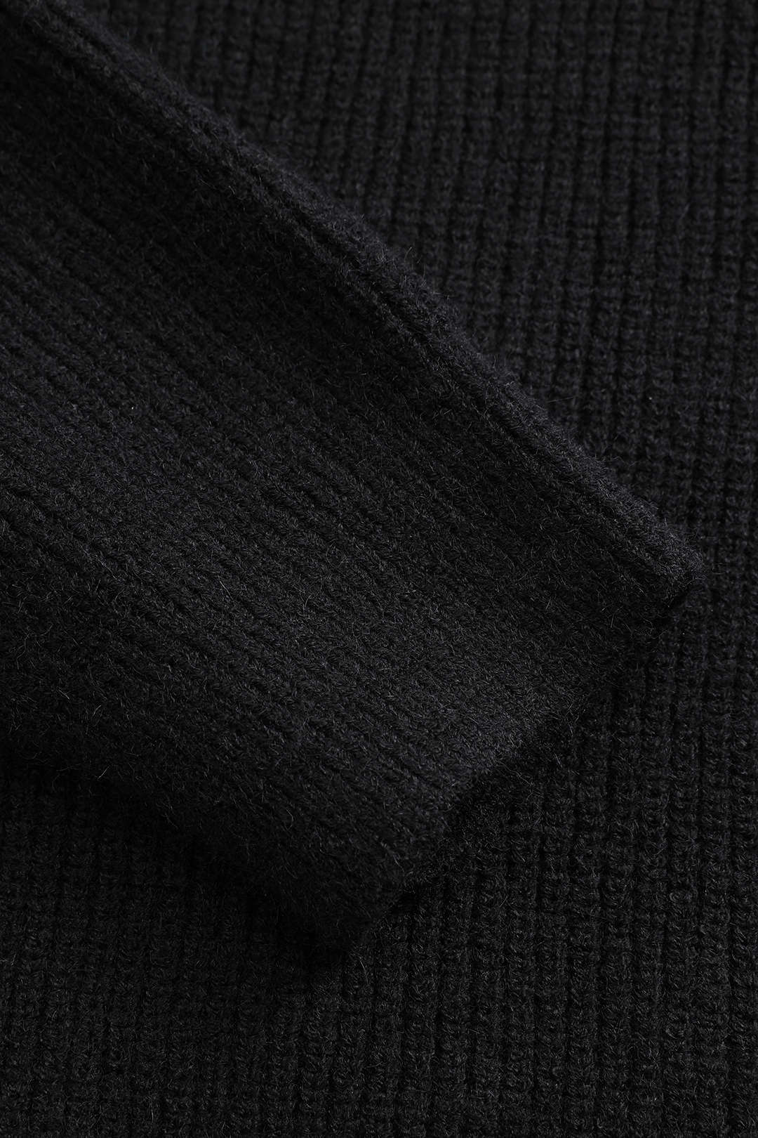 Ella Noir Knitted Cardigan with Denim Pockets for Women 5
