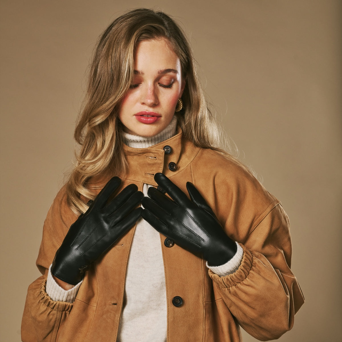 Jasmine Black Leather Gloves | Winter Touchscreen Lambskin 7